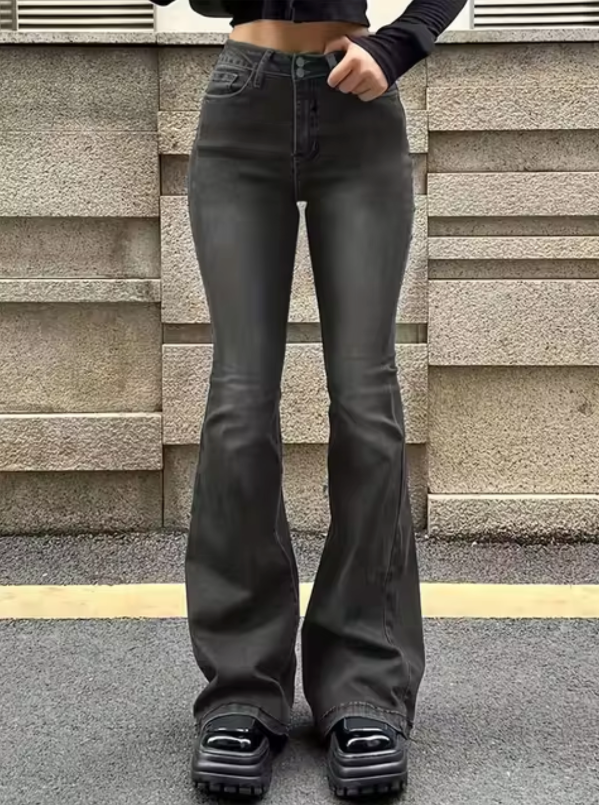 Krohn-e | Schicke High-Waist-Schlagjeans für Damen