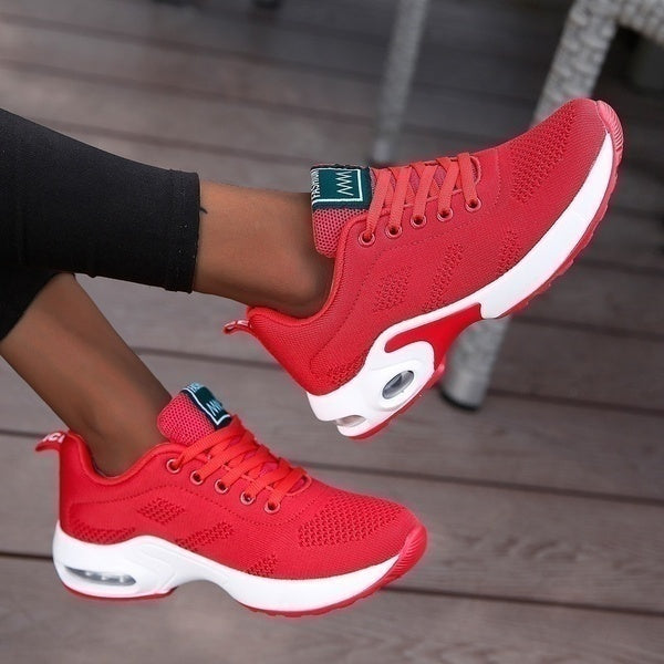 Paulas modischer Sneaker für Damen, ideal zum Laufen und in der Freizeit