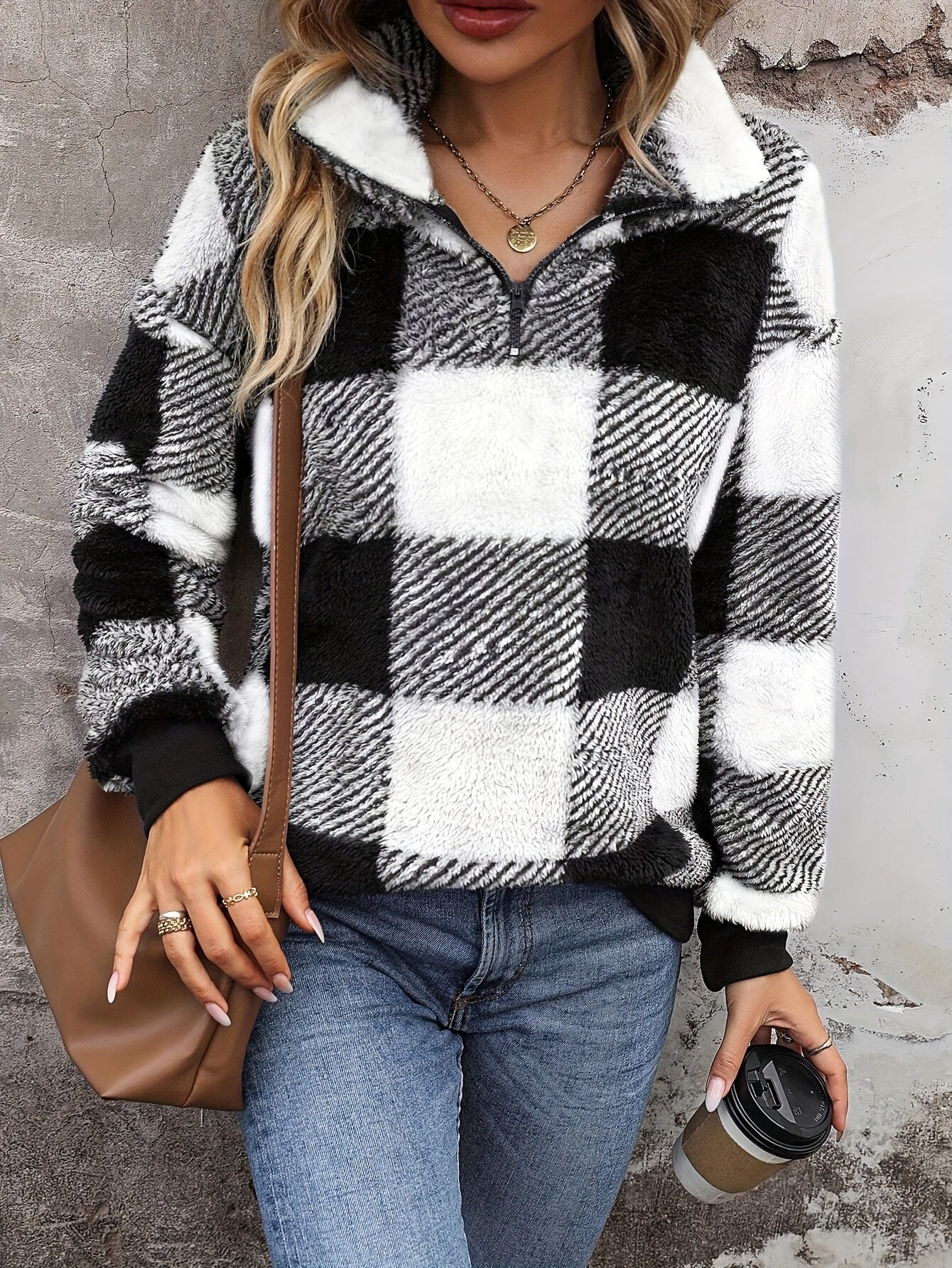 Krohn-e | Weicher Karierter Pullover mit Halbreißverschluss Polyester Komfort und Stil