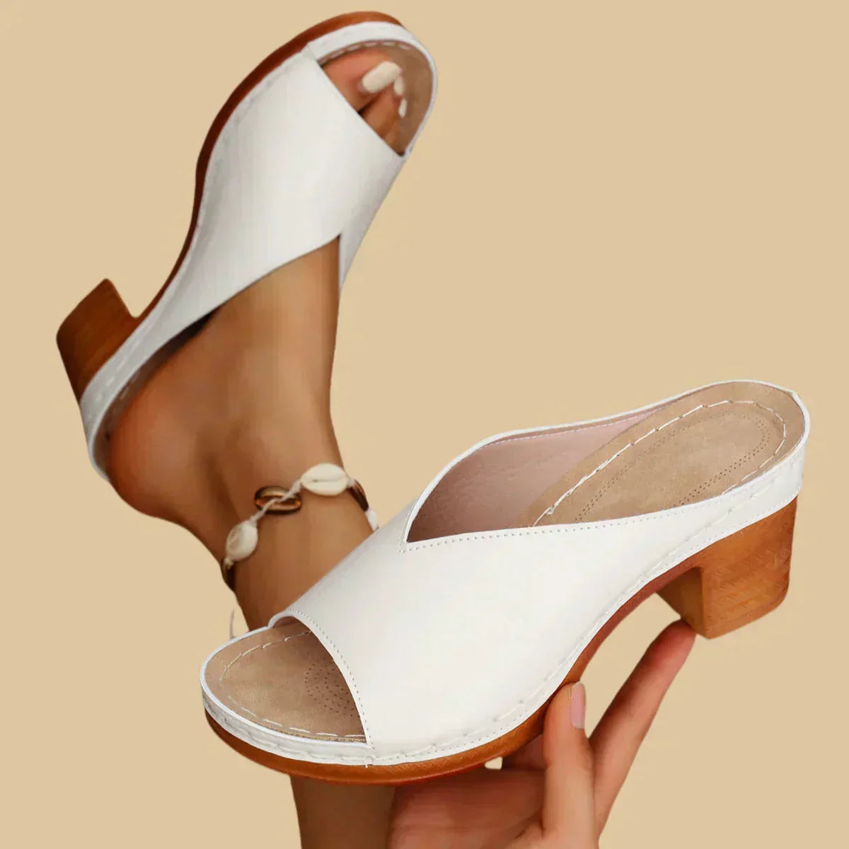 Gina | Damen Mules mit Blockabsatz und Metallic-Obermaterial