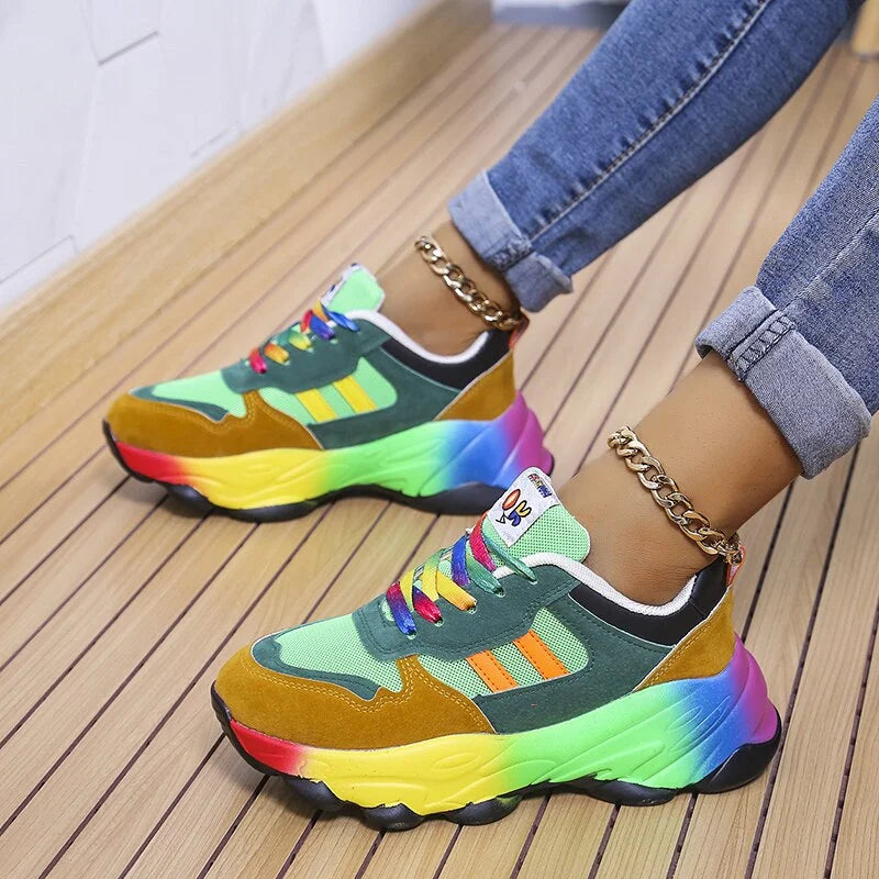 Stilvolle, bunte orthopädische Schuhe von Helen