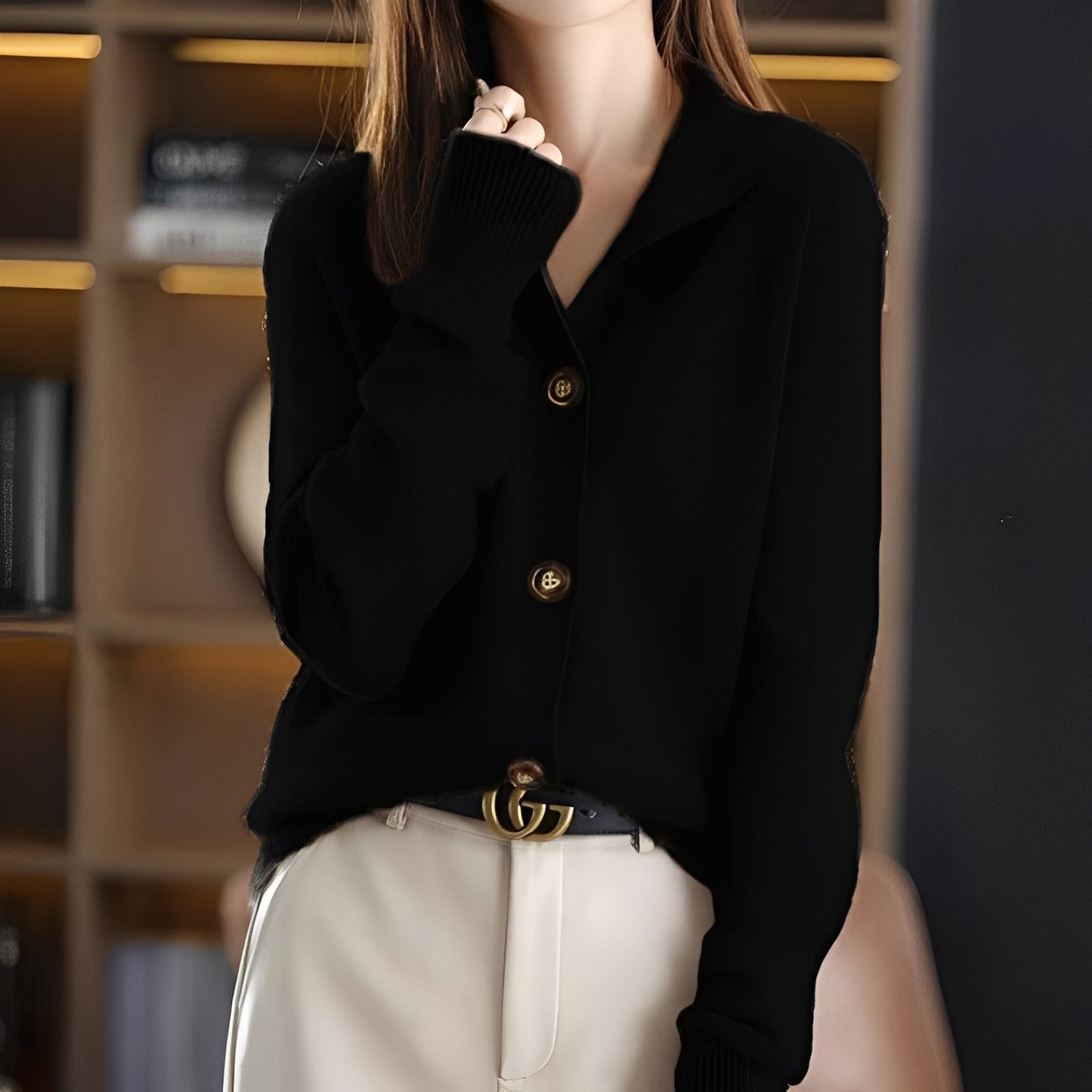 Krohn-e | Eleganter, lässig geschnittener Cardigan mit Knöpfen für Frauen