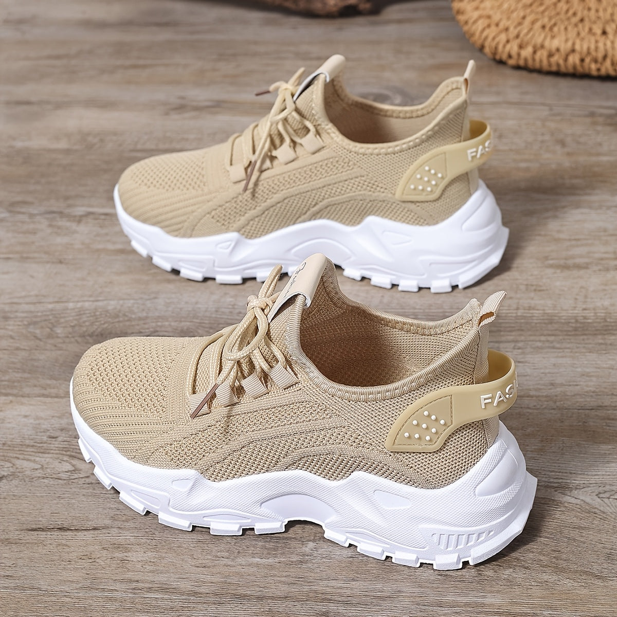 Damen-Sneaker aus bequemem, atmungsaktivem Strick