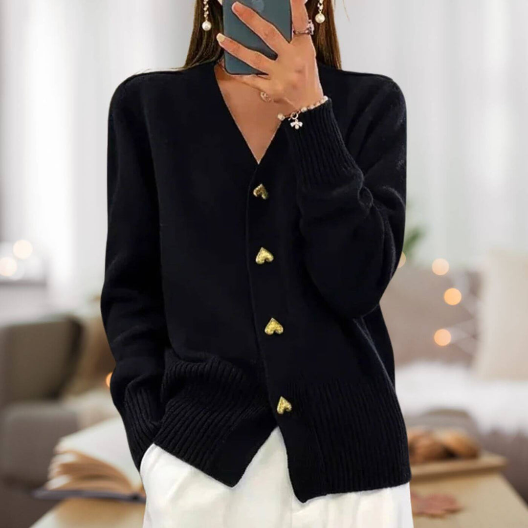 Krohn-e | Strickjacke mit Herzknopf-Akzenten