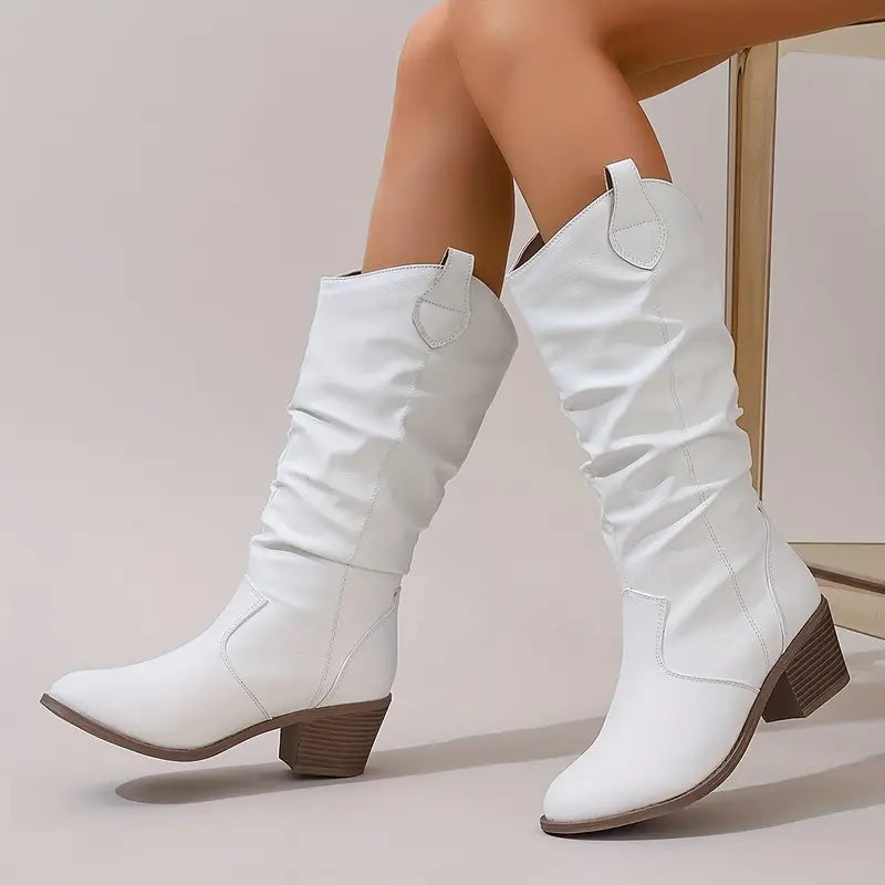 Krohn-e | Stiefel mit Dickem Absatz und Spitzer Zehe