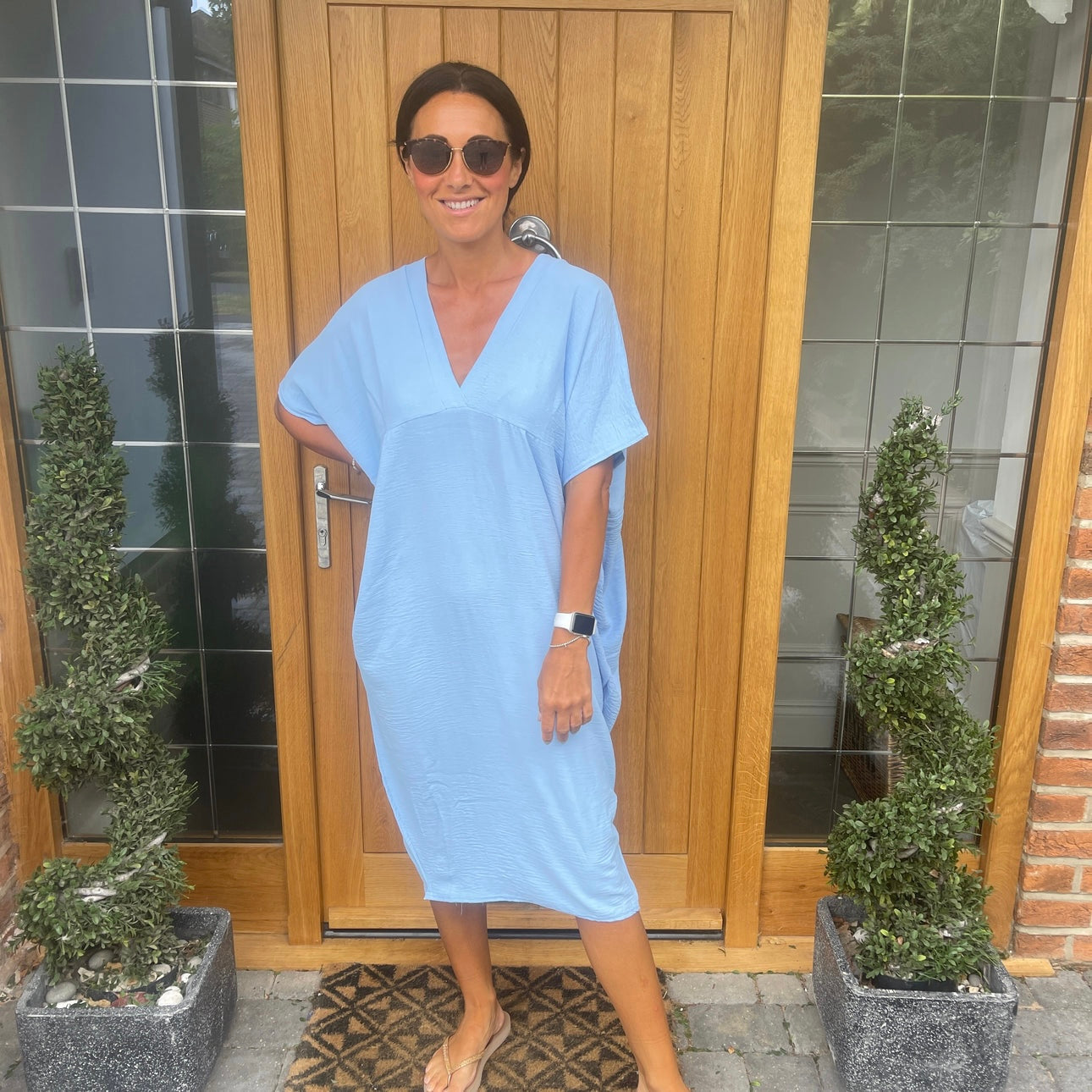 Veralice Kleid mit V-Ausschnitt