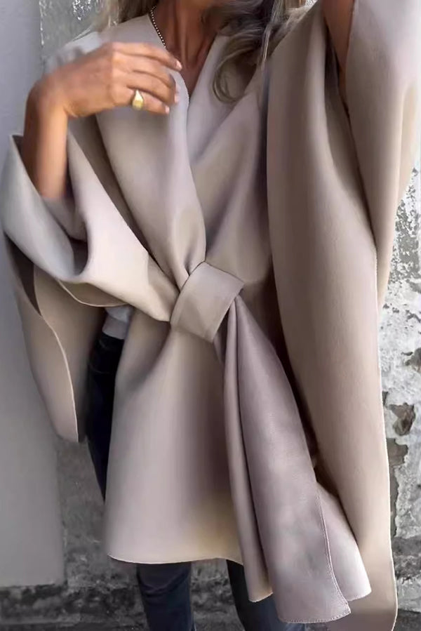 Krohn-e | Loser V-Ausschnitt Schal Cape Jacke