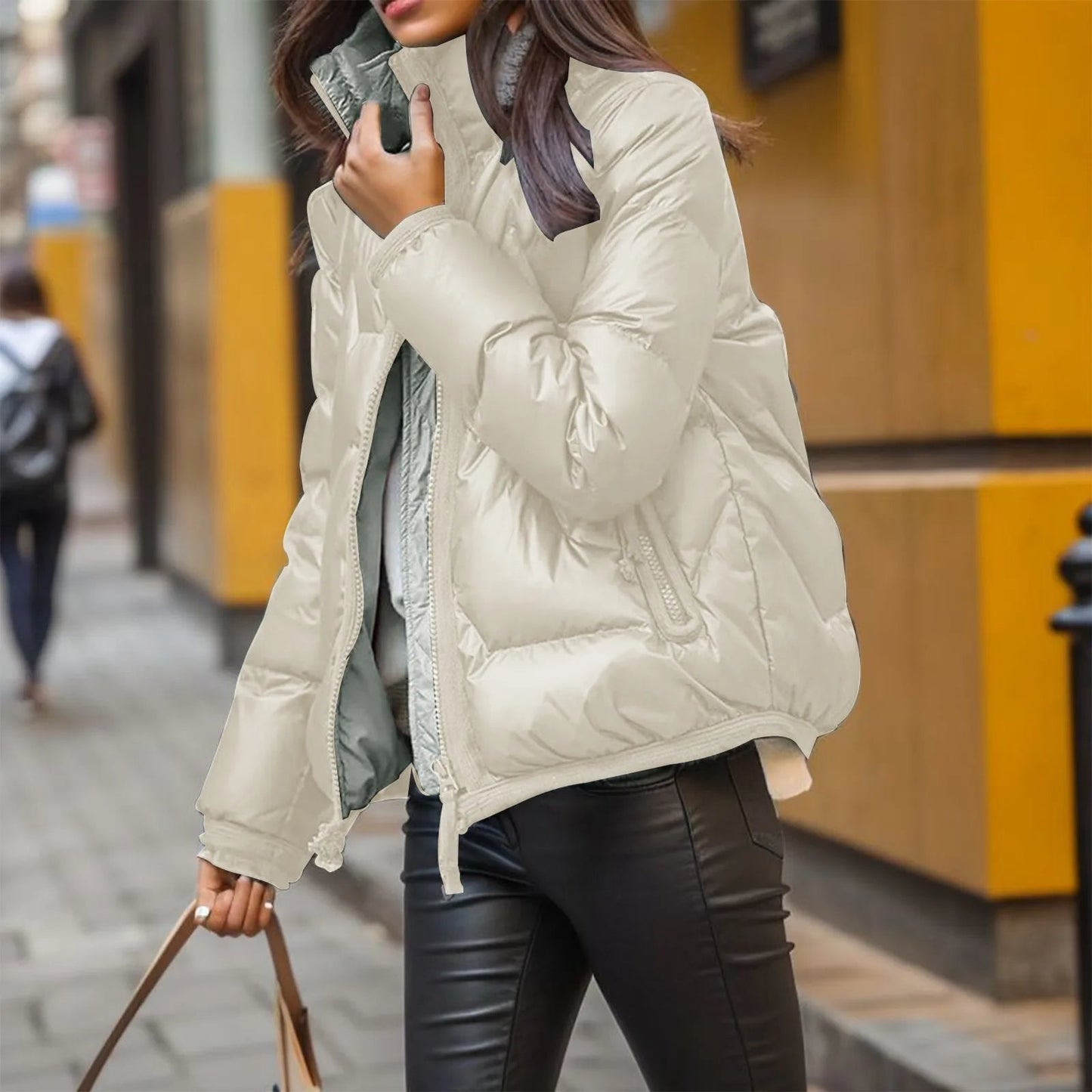 Krohn-e | Stylische Steppjacke mit Glänzendem Finish