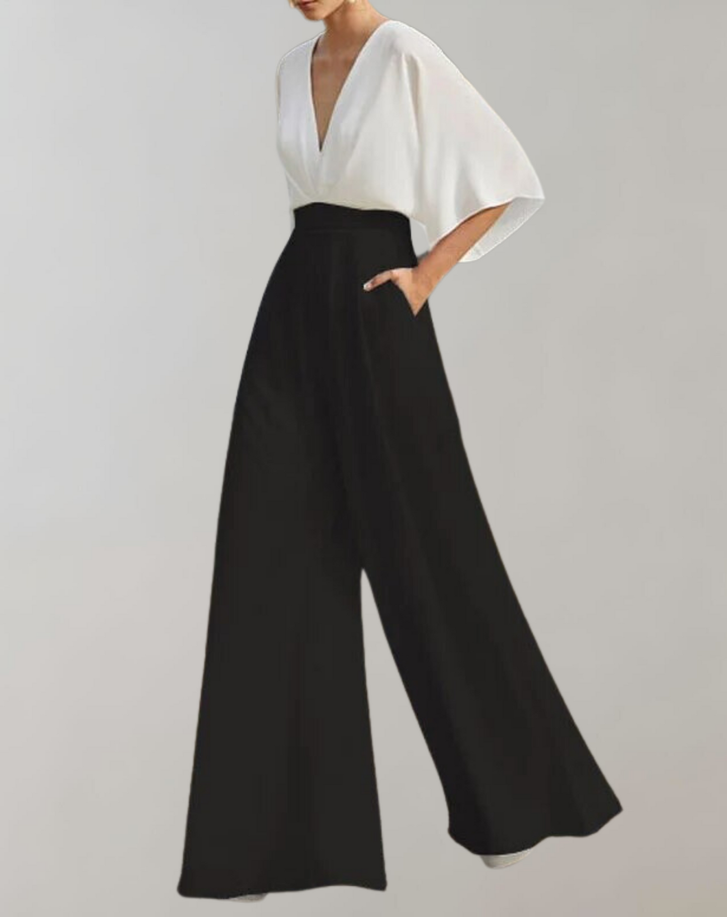Yoko:  Lockerer Jumpsuit mit weitem Bein