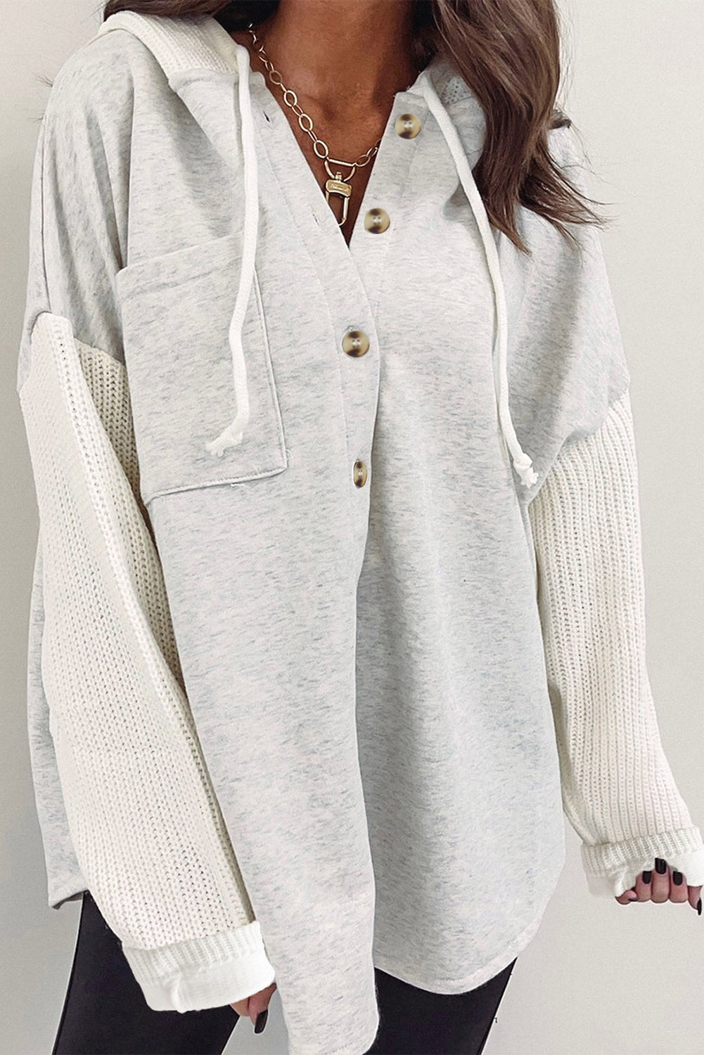 Krohn-e | Langärmelige Bluse mit Kapuze und Knöpfen Baumwollmischung Komfort und Stil