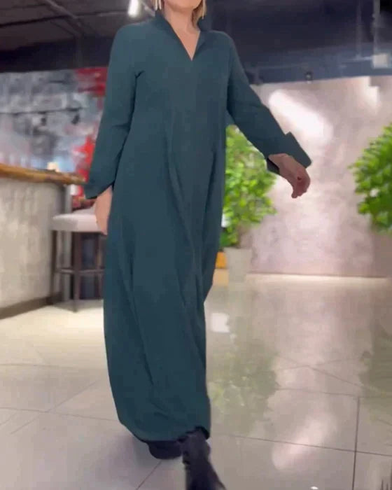 Elegantes langes Winterkleid von Izza