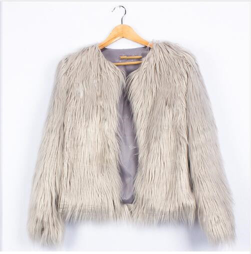Damen Flauschige Kunstfelljacke mit voluminösem Schnitt und elegantem Kragen Krohn-e