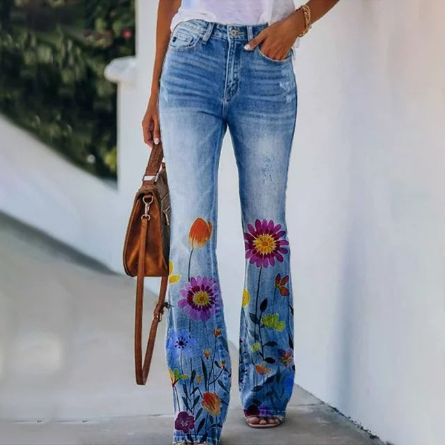 Jeans mit Blumenmuster von Ada