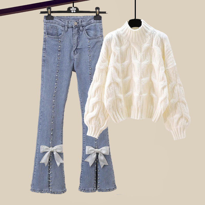 Krohn-e | Fleur Retro Glam Set - Weicher Cremefarbener Pullover & Jeans mit Perlenverzierung