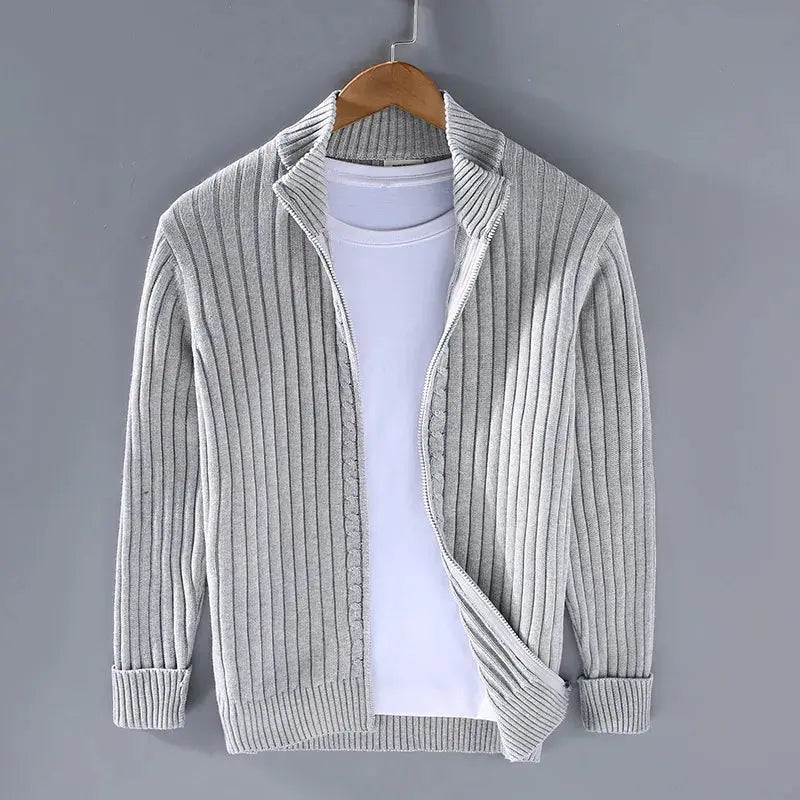 Herrenpullover von Leopold mit stilvollem Reißverschluss