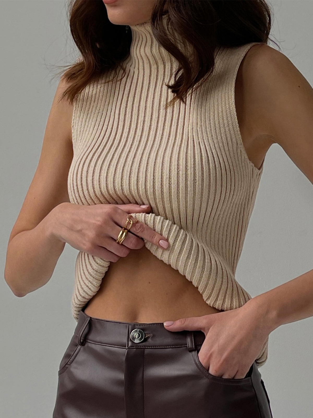 Fudus Minimalist Ribbed Top with Low Back