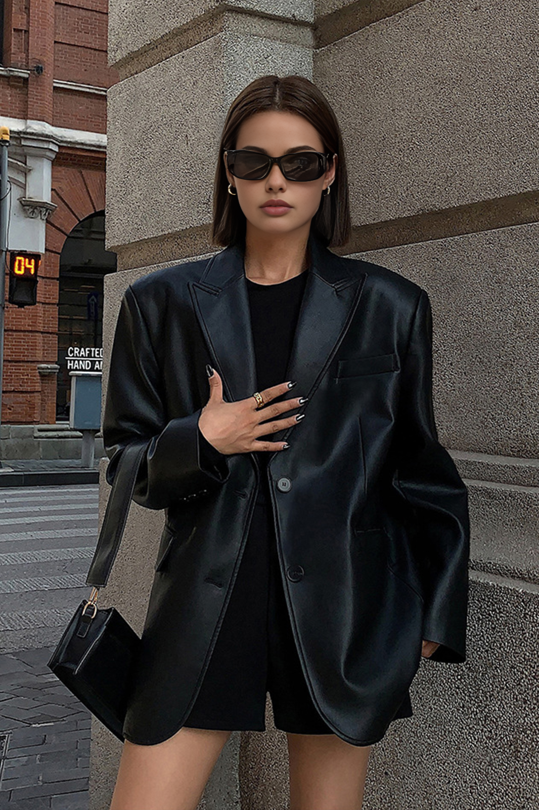 Avelena Lederblazer mit Revers und Seitentaschen