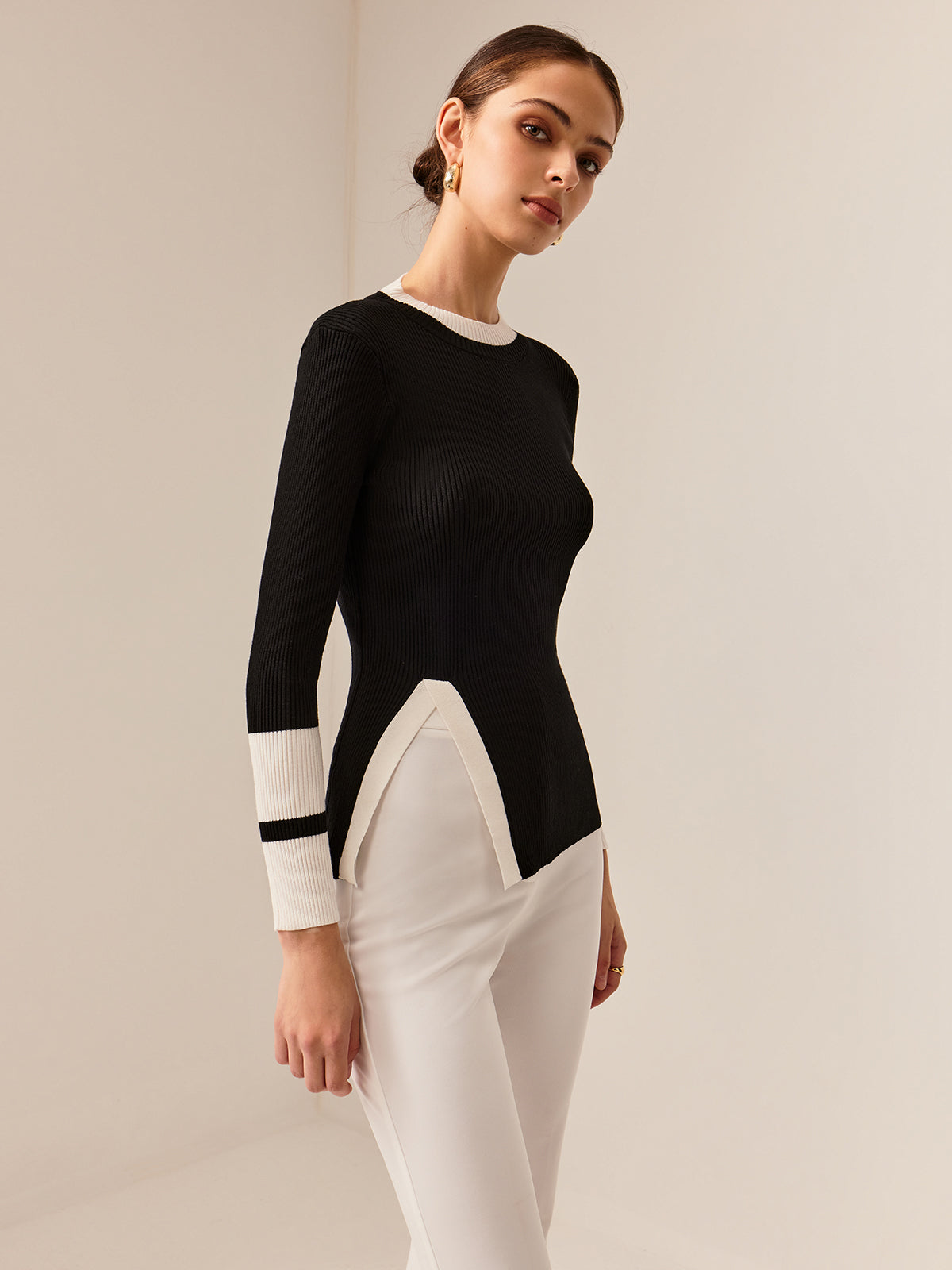 Krohn-e | Rippstrickbluse Kontrastelemente Modern und Elegant