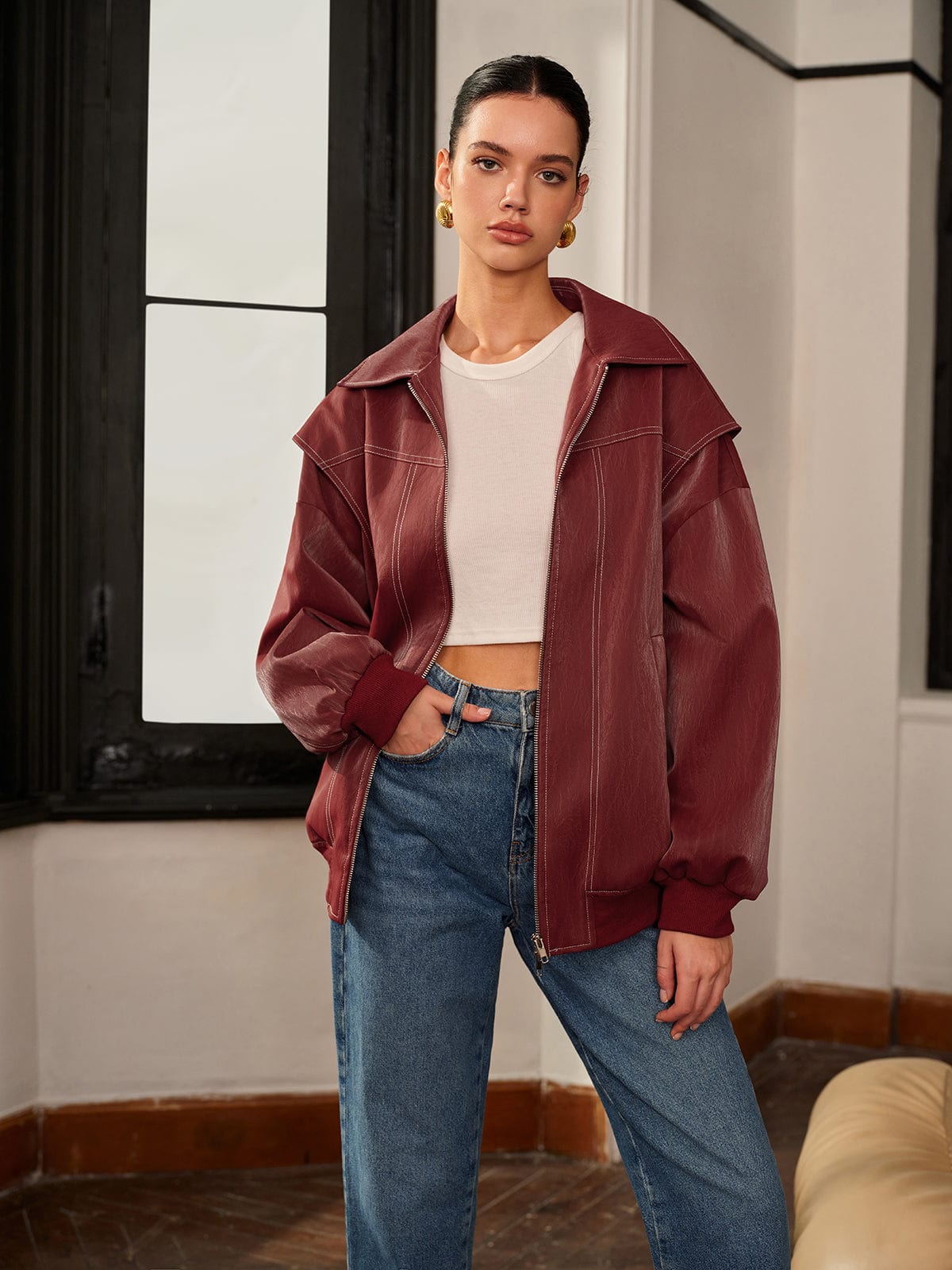 Krohn-e | Bordeauxrote Jacke mit Sportivem Akzent
