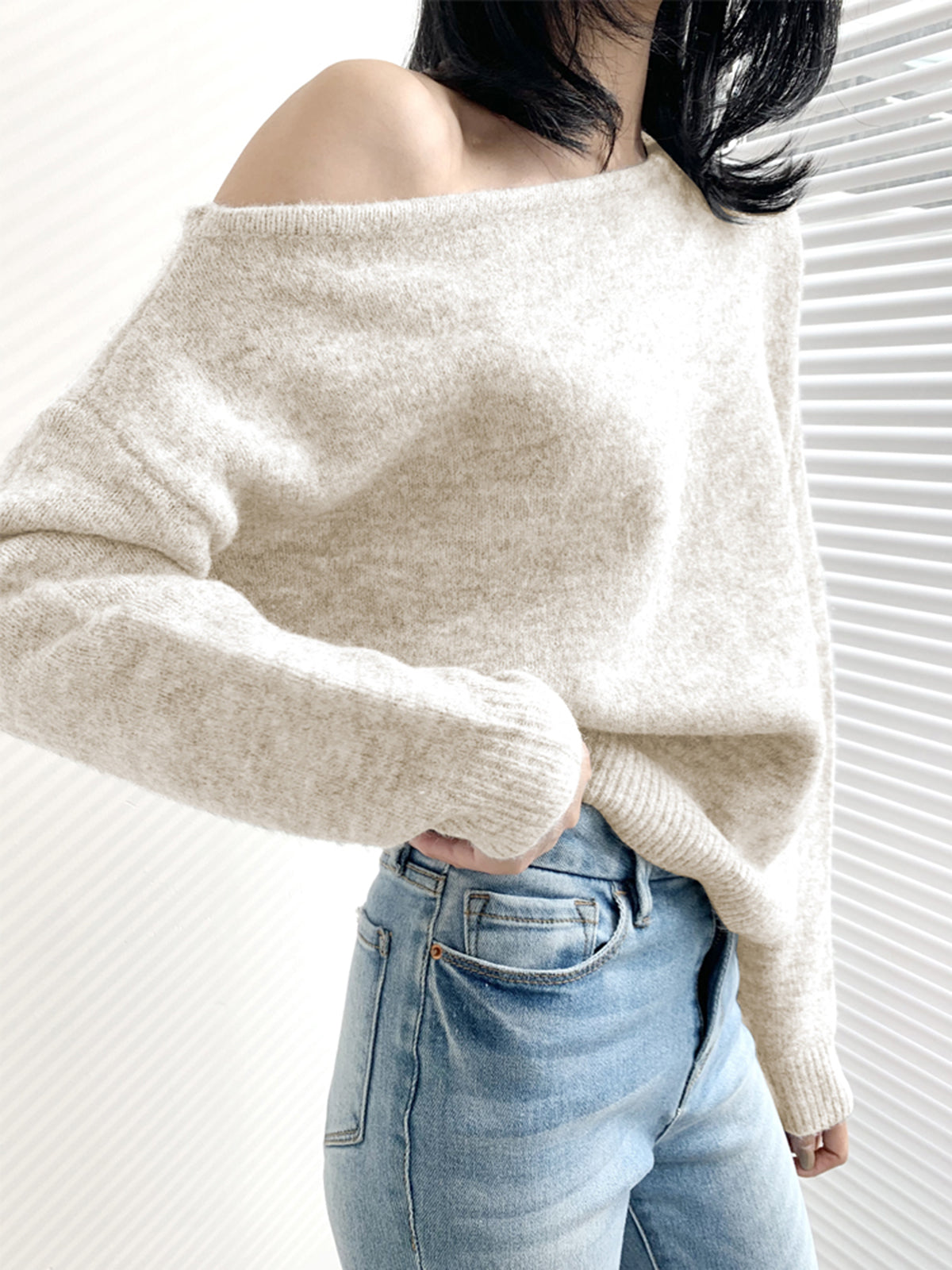 Damenpullover mit Schulterpartie im Old-Money-Stil
