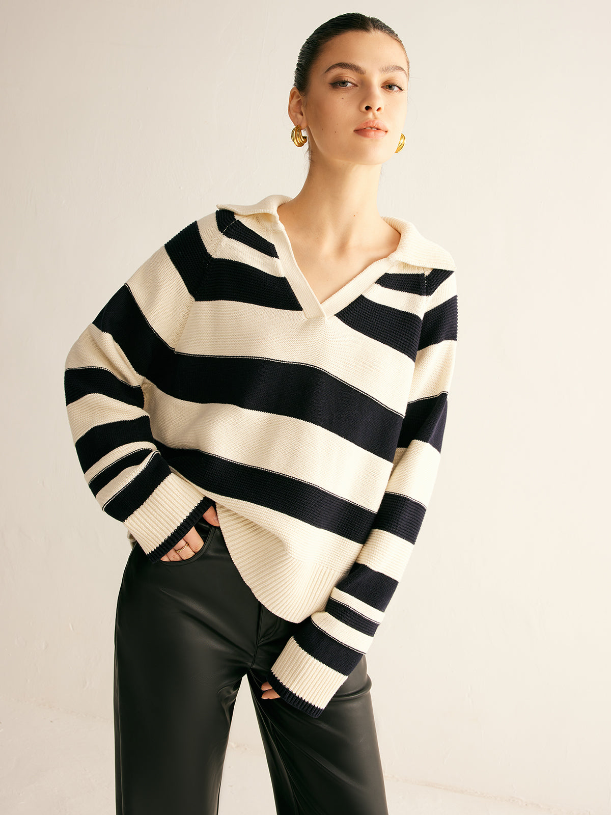 Krohn-e | Gestrickter Pullover Gestreiftes Design und Kragen Entspannt und Stilvoll