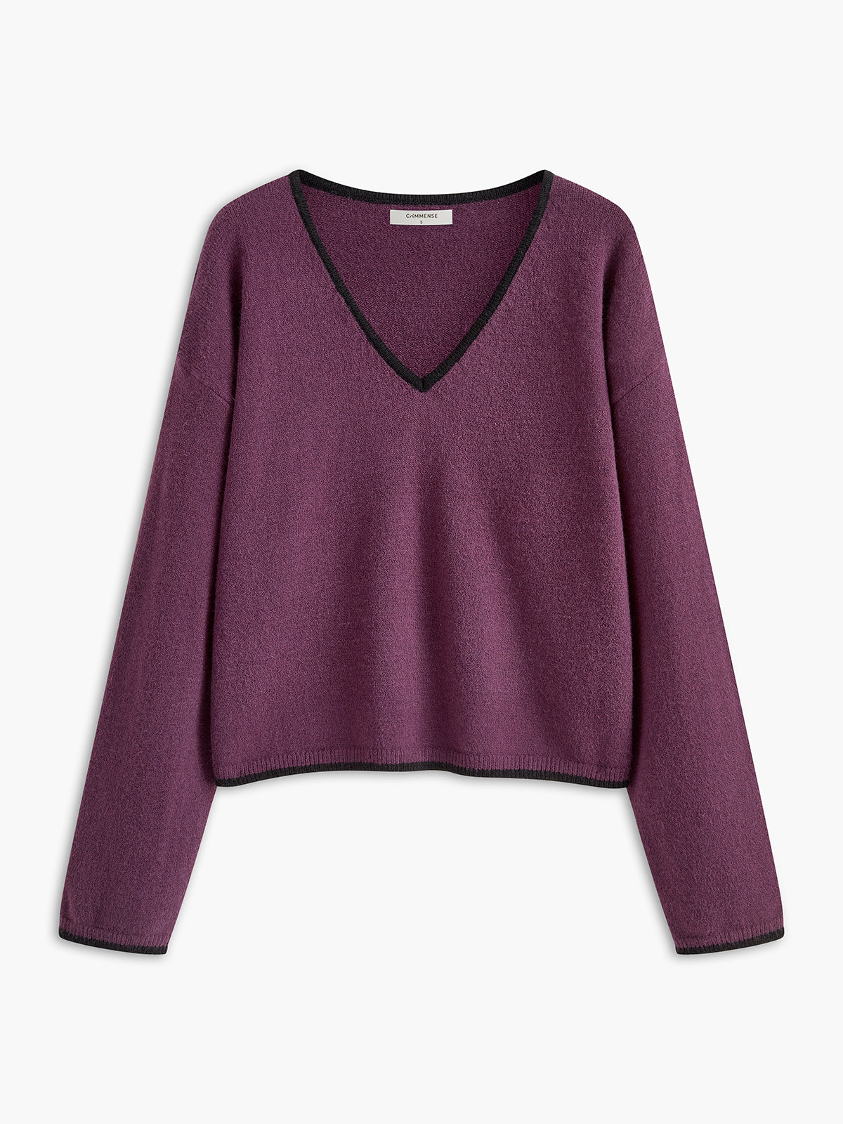 Gestricktes Top mit besticktem Besatz und drapierter Schulter von Fudus