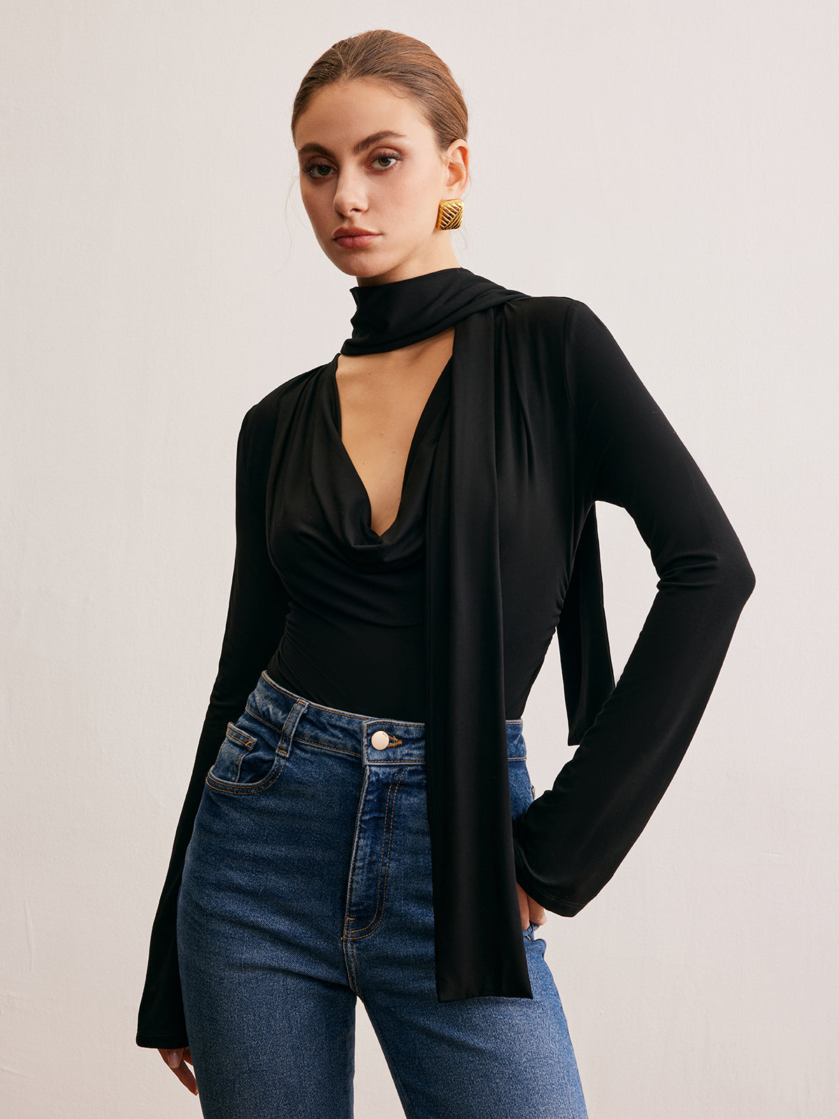 Fudus Rundhals-T-Shirt mit Band