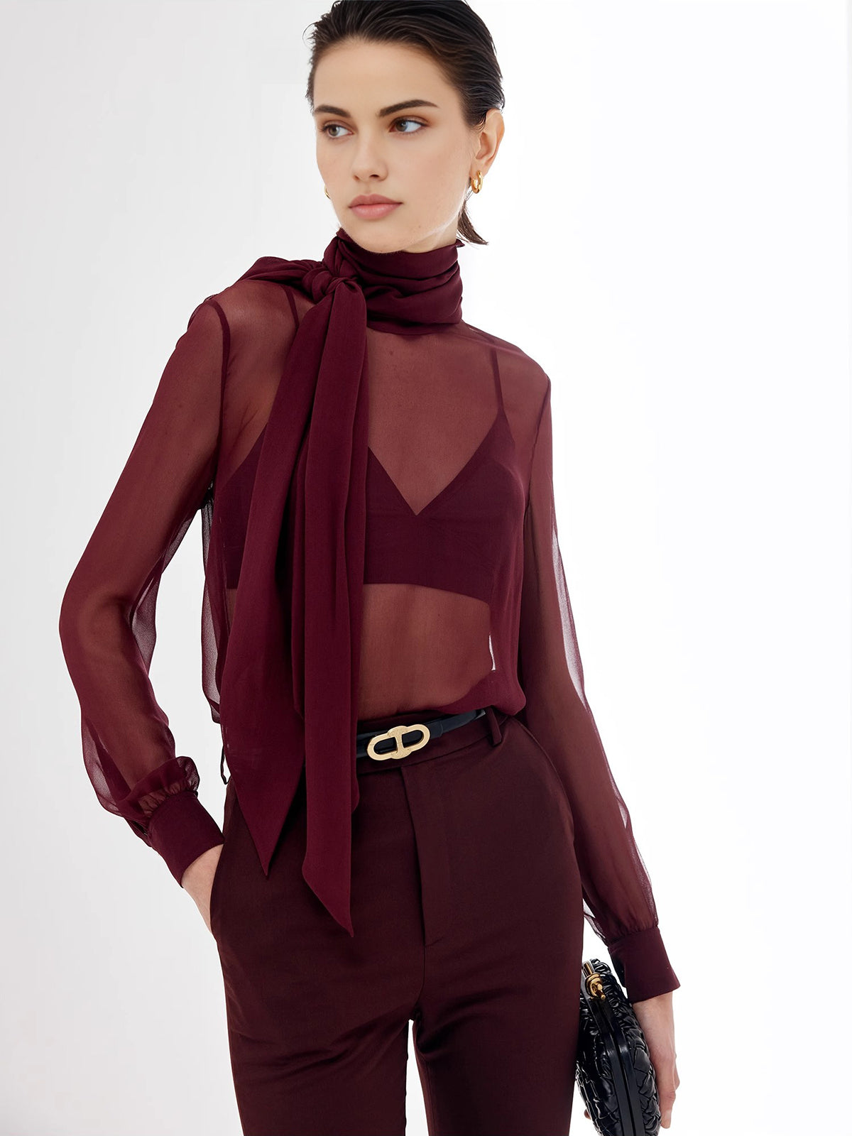 Transparente Chiffonbluse mit Schleife von Fudus