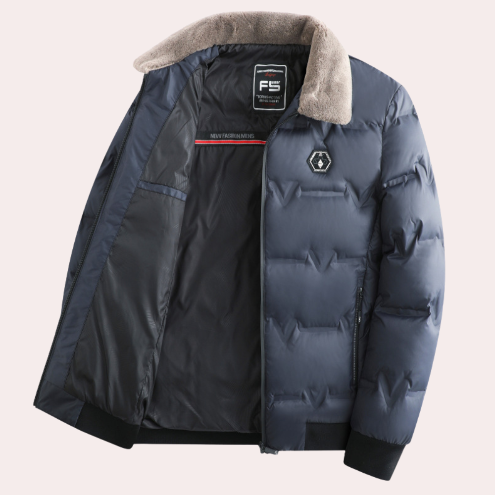 Herren Winterjacke von Justin: stylish und warm