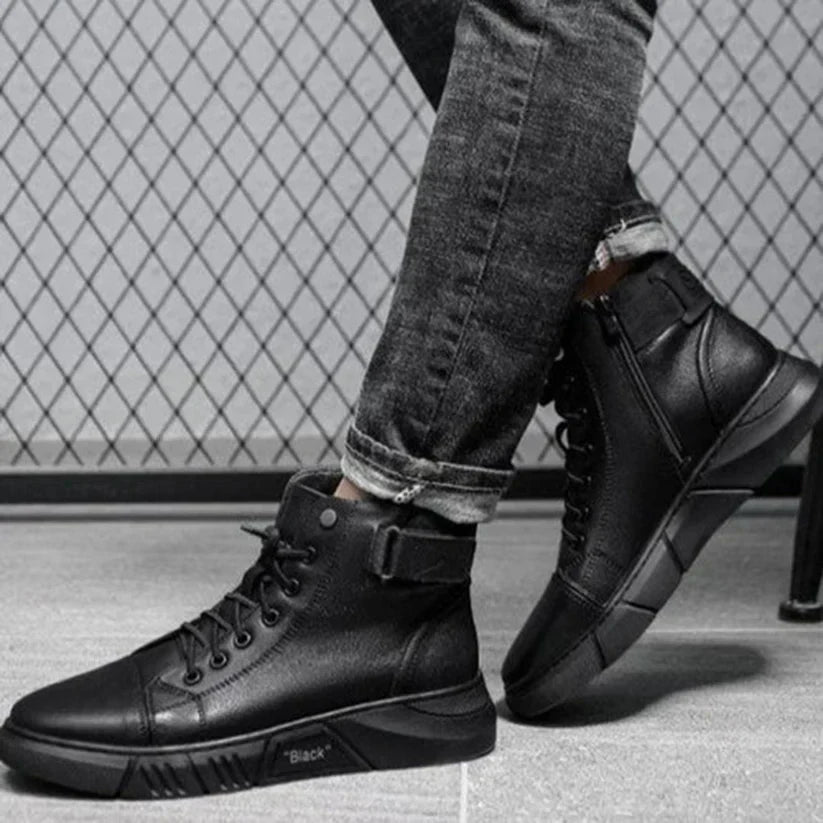 Krohn-e | Schwarze warme Stiefel