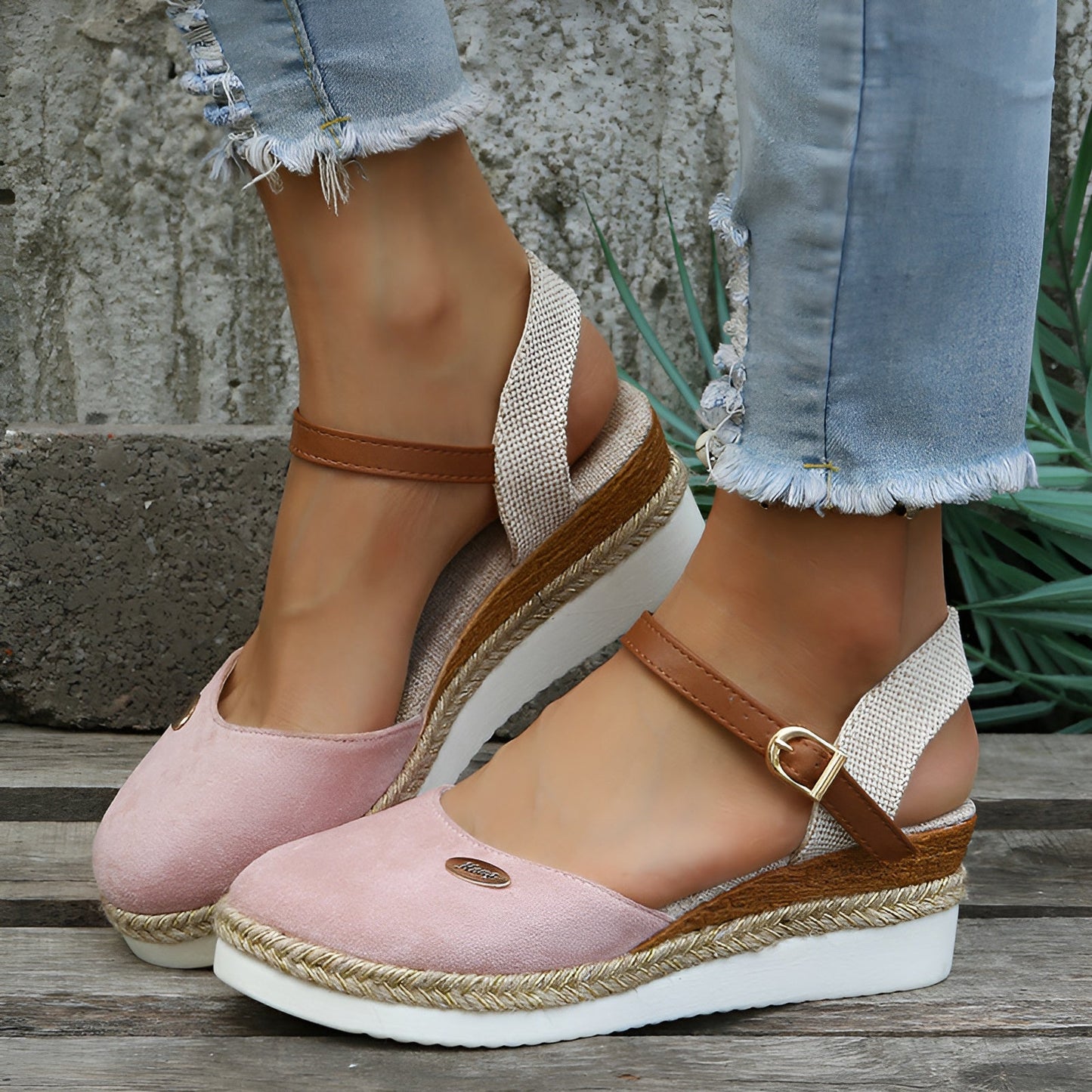 Komfortable und elegante Damen-Orthopädiesandalen