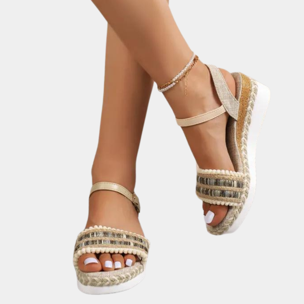Modische Damen-Keilsandalen in eleganter Flecht-Optik