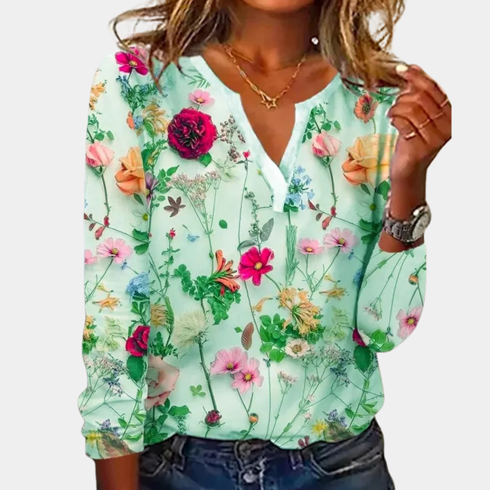 Modische Damenbluse mit Blumenmuster für einen entspannten Stil