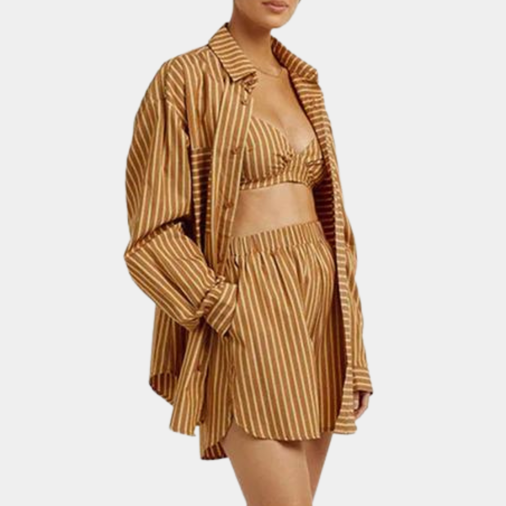 Modernes Drei-Teile-Outfit für Damen in Freizeit-Optik