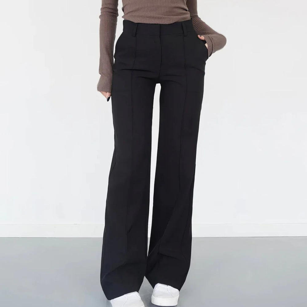 Trendige Damenhose mit weiter, modischer Passform