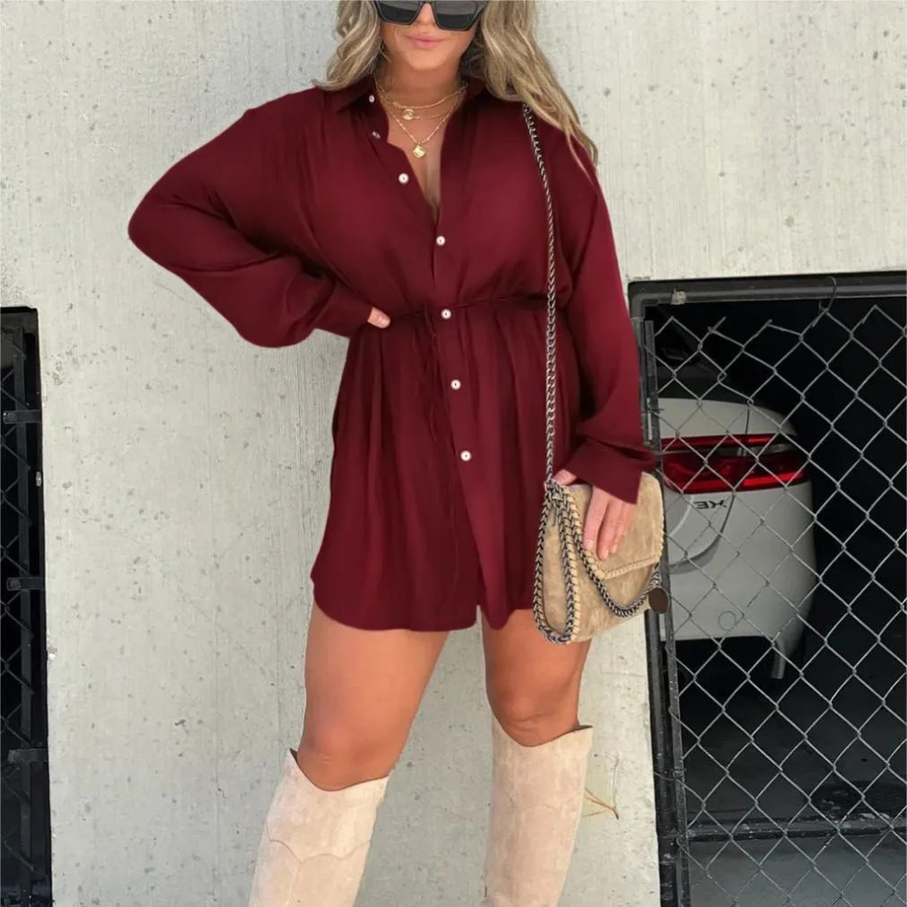 Trendiges Damen-Outfit: Top und Shorts
