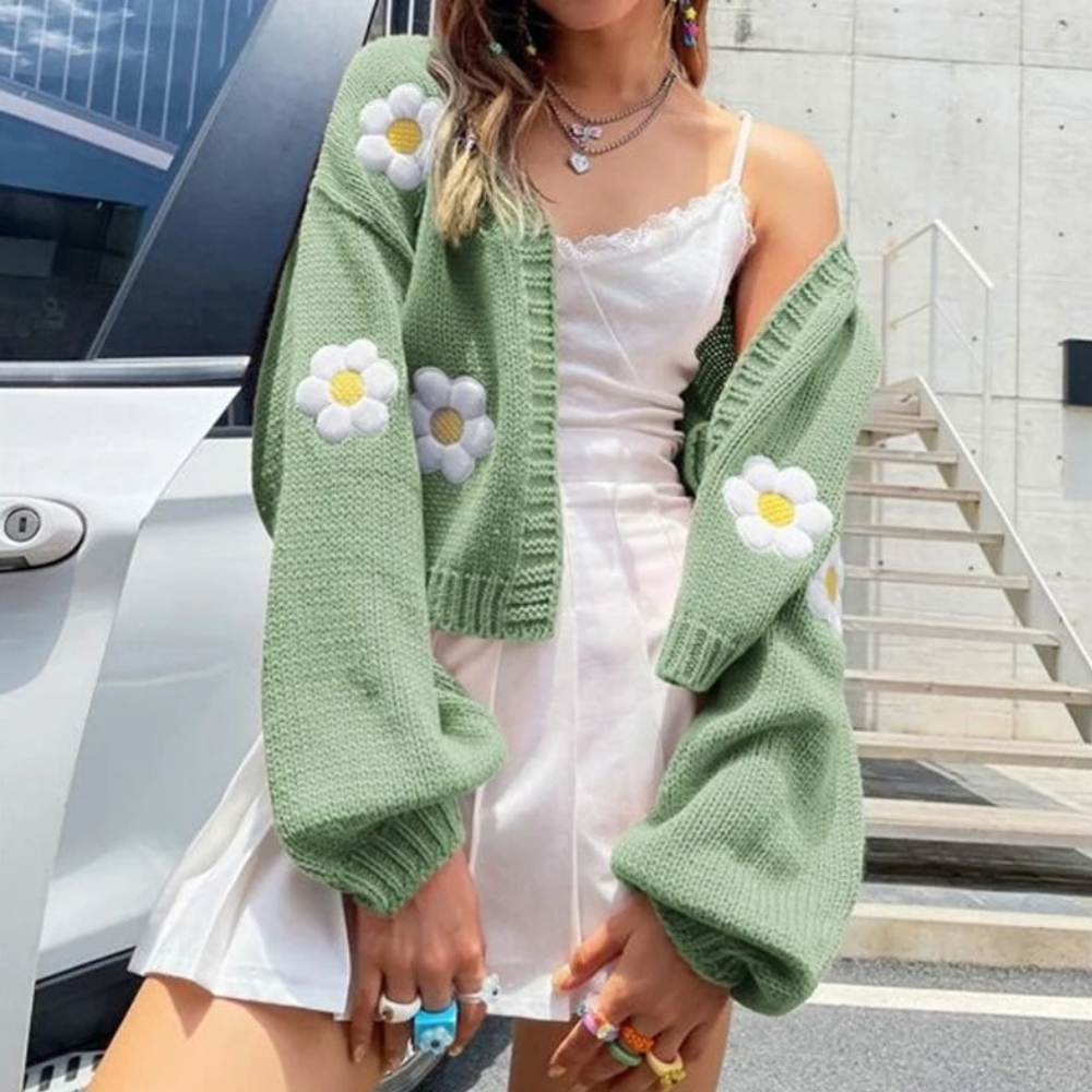 Damen-Strickjacke Fernanda: Elegant mit Blumenmuster