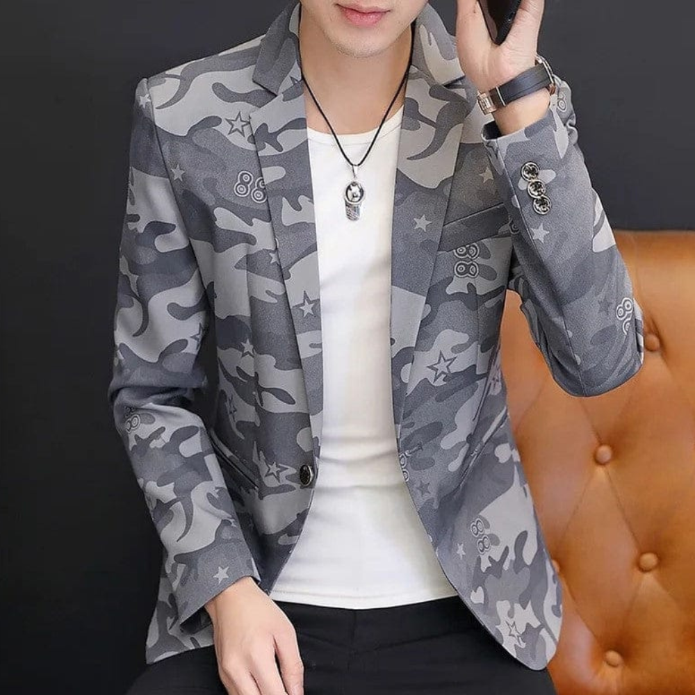 Moderne Camouflagejacke von Claudiu für den Mann
