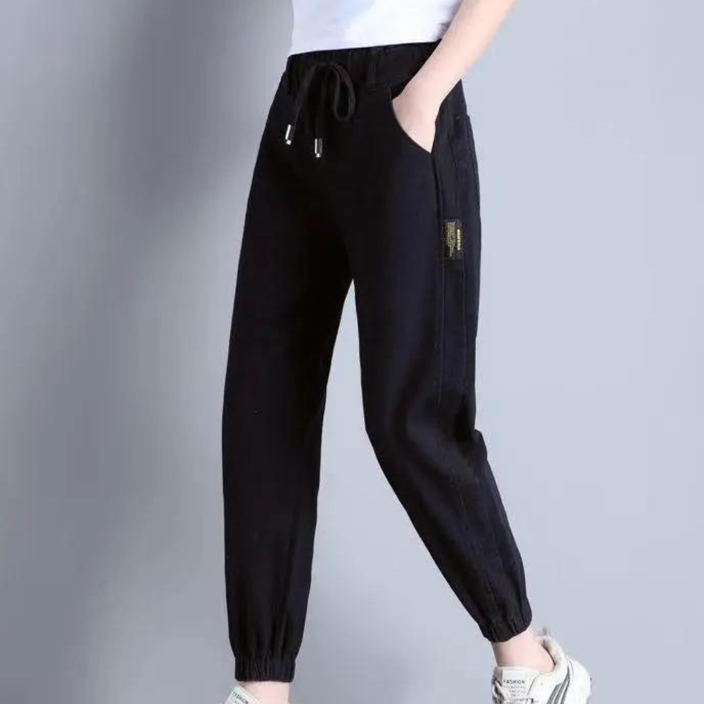 Lucrezia Damenjeans: Trendige, bequeme Jeans mit verstellbarem Bund für optimalen Sitz