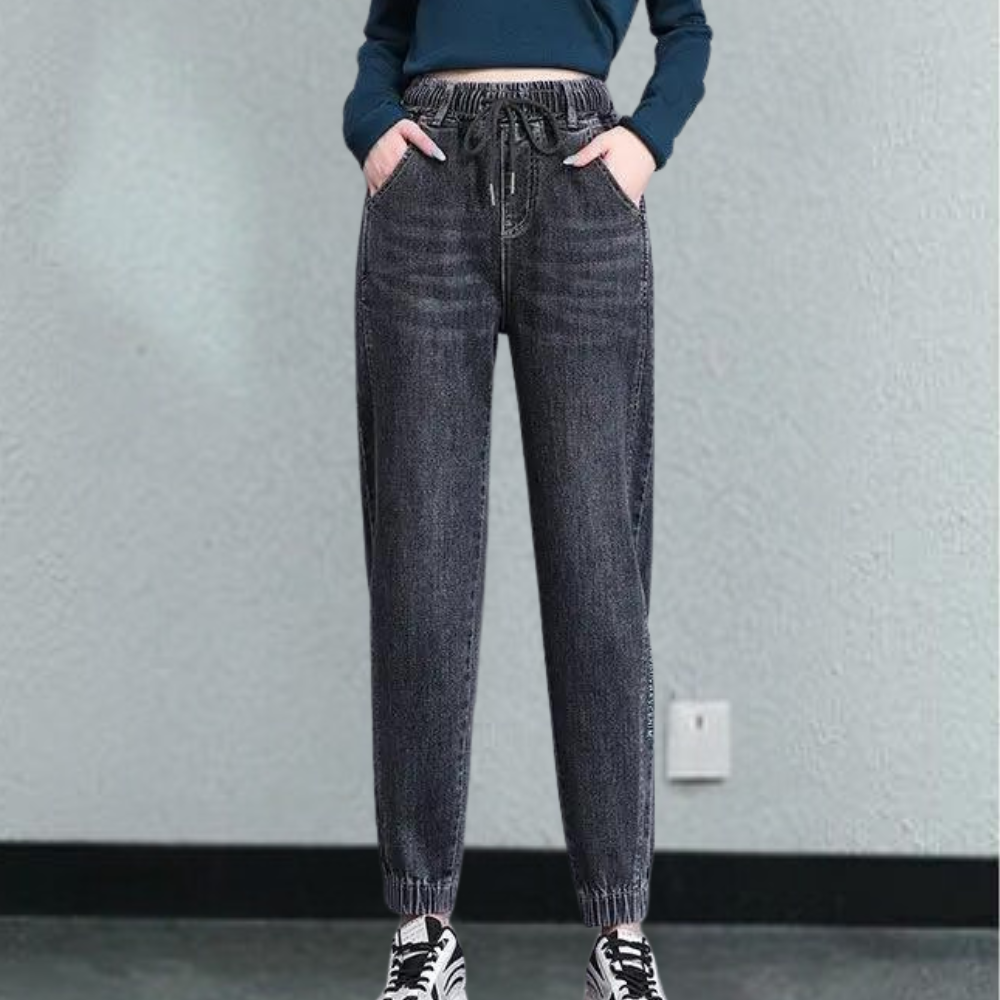Lucrezia Damenjeans: Trendige, bequeme Jeans mit verstellbarem Bund für optimalen Sitz