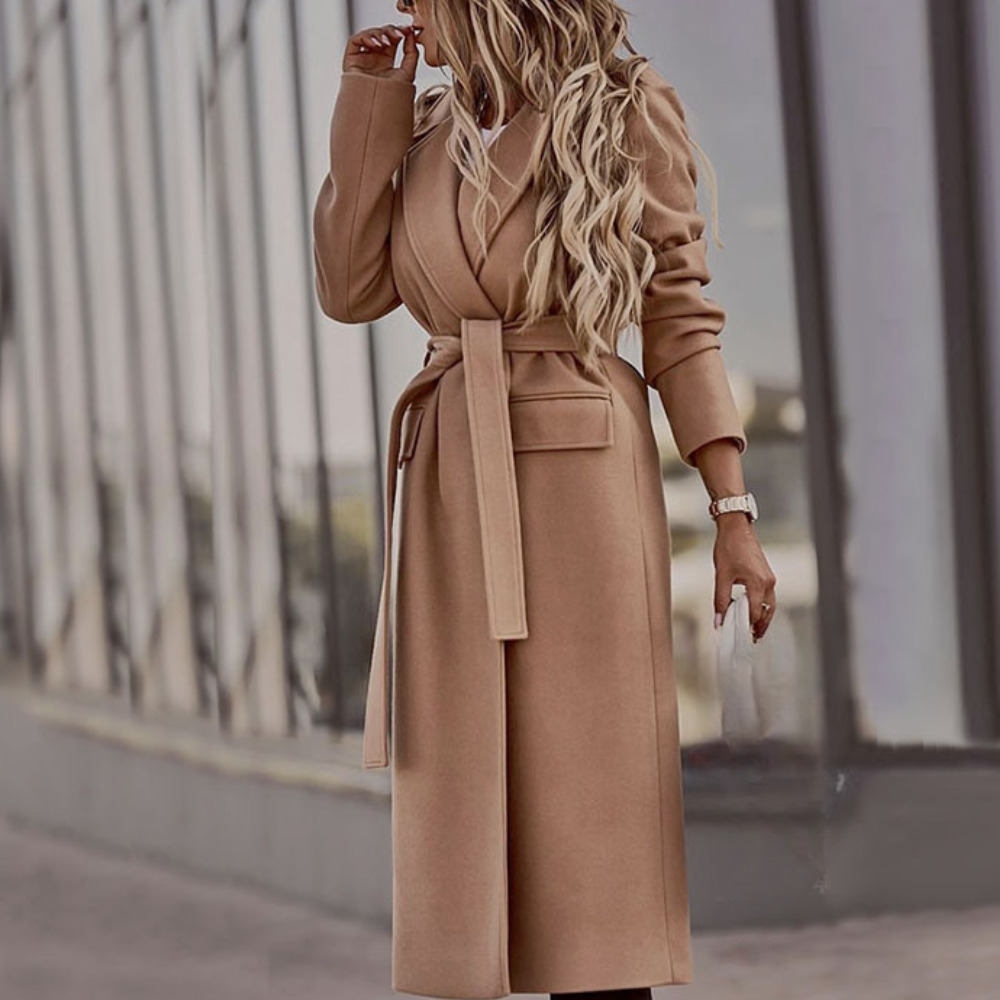 Elegantes Damen-Mantel mit modischem Gürtel von Valeraine