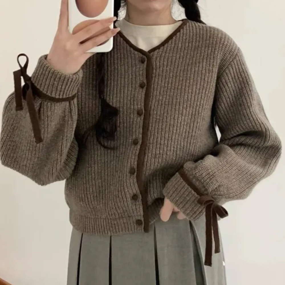 Modische Strickjacke im Retro-Stil für Damen in Lavendel