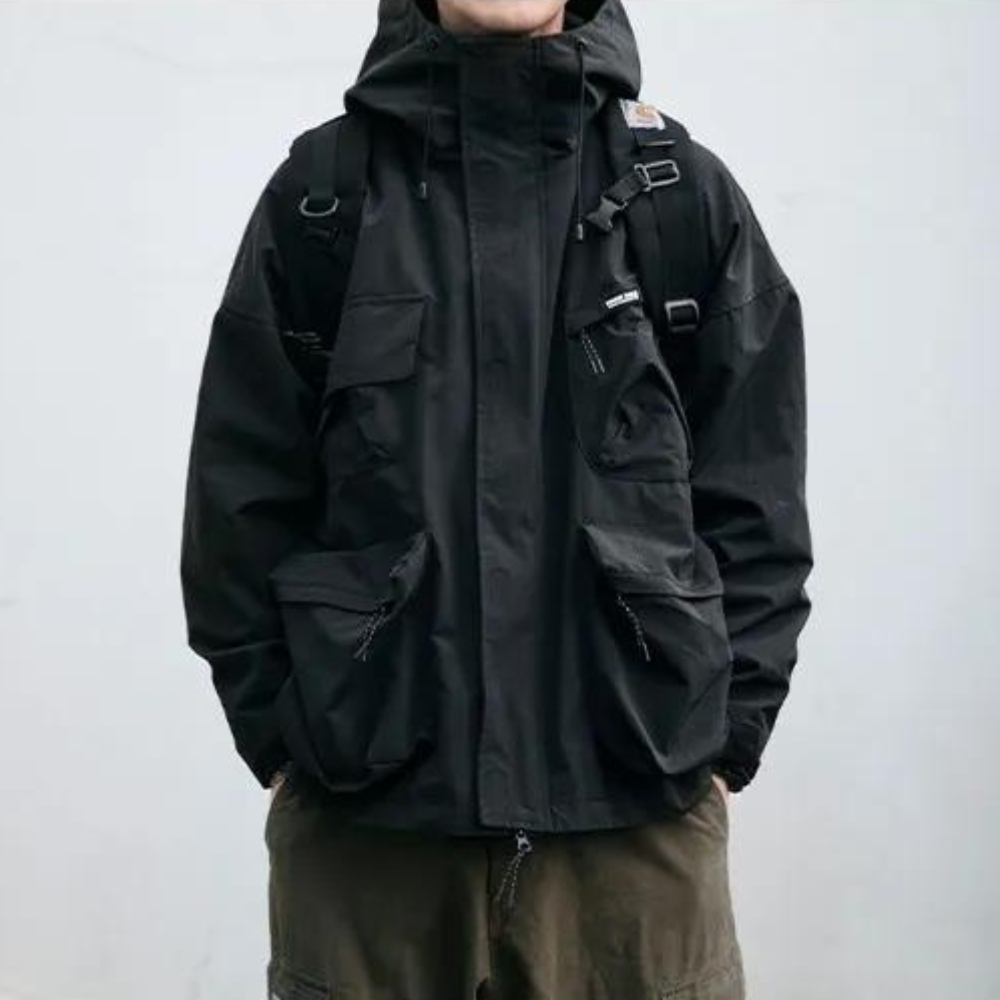 FRANZ - Moderne Herrenjacke mit Kapuze: Komfort und Funktionalität vereint.