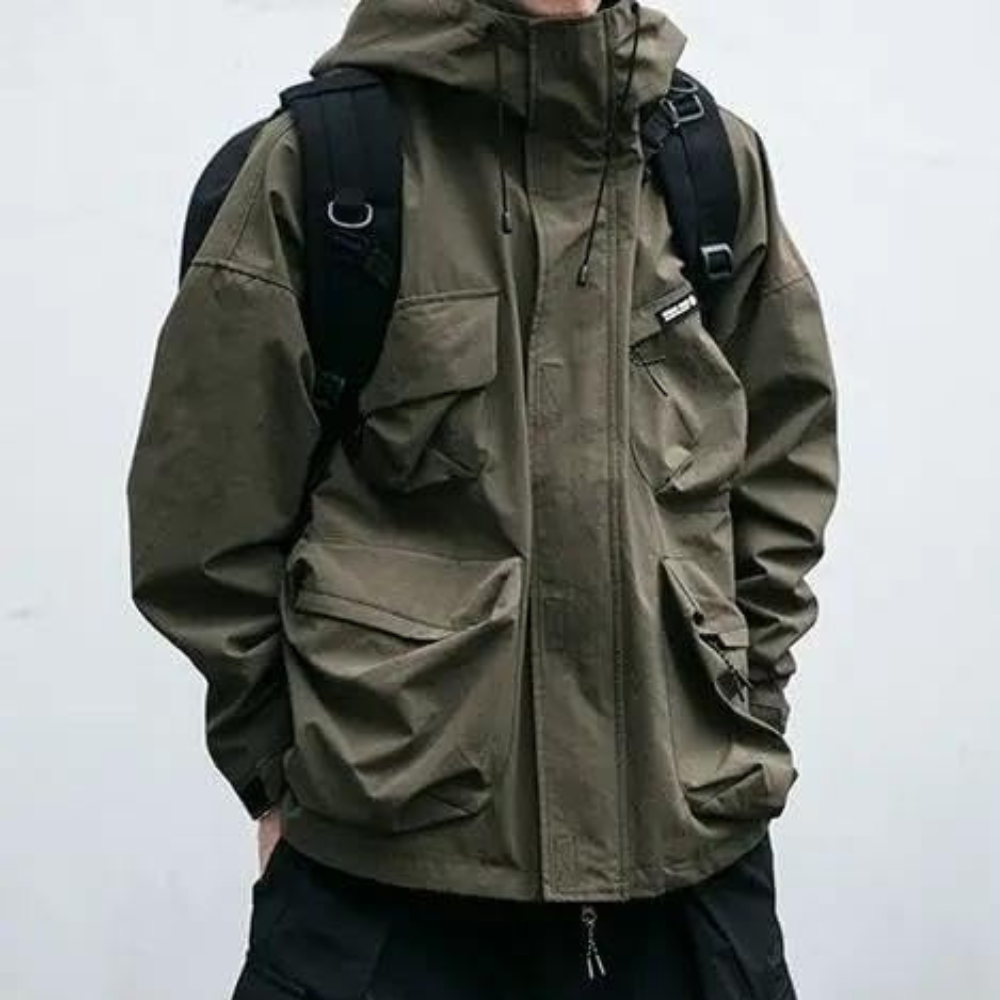 FRANZ - Moderne Herrenjacke mit Kapuze: Komfort und Funktionalität vereint.