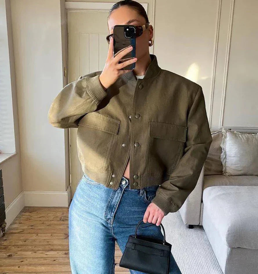 Evelyn: Stilvolle und elegante Jacke