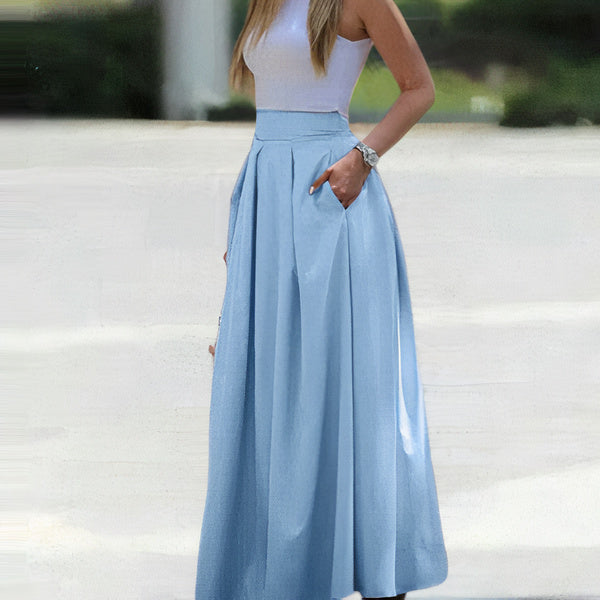 Chita: Hochgeschnittener Faltenrock