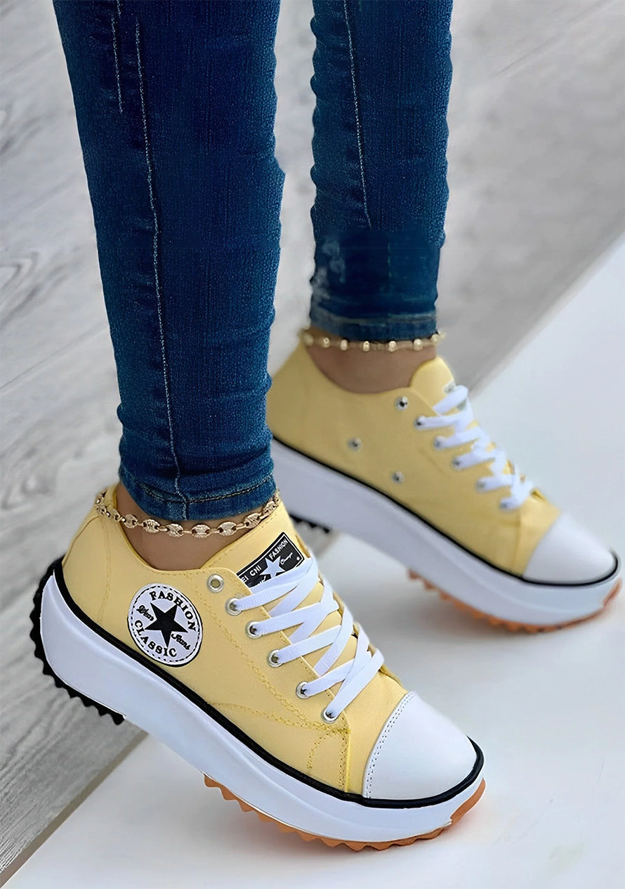 Modische Damensneaker aus Canvas