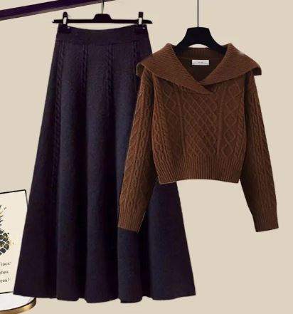 Ethel: Strickpullover und Rock (zweiteilig)