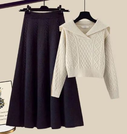 Ethel: Strickpullover und Rock (zweiteilig)