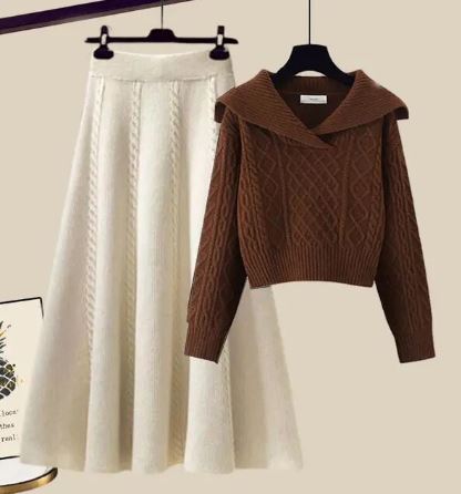 Krohn-e | Zweiteiliges Satz Bestehend Aus Gestricktem Pullover und Halbrock